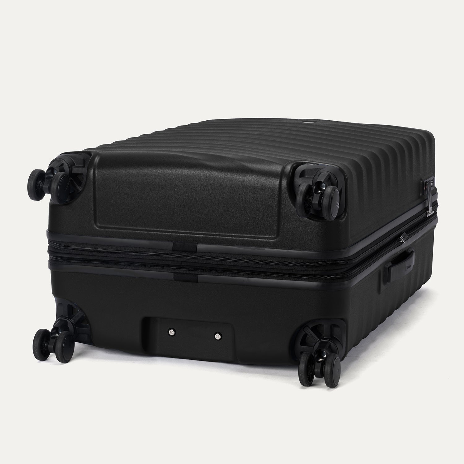 Maxlite® Air V2 Large Check-In Hardside Spinner