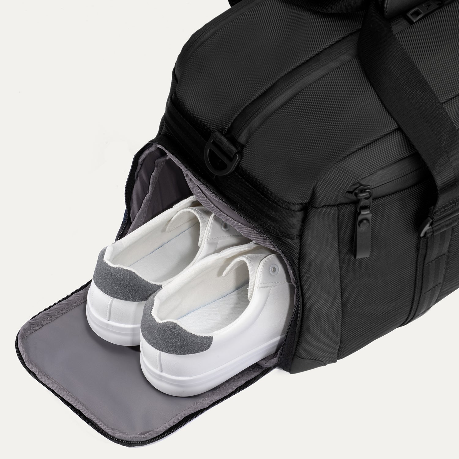 Travelpro® Altitude™ Day-to-Day Duffel