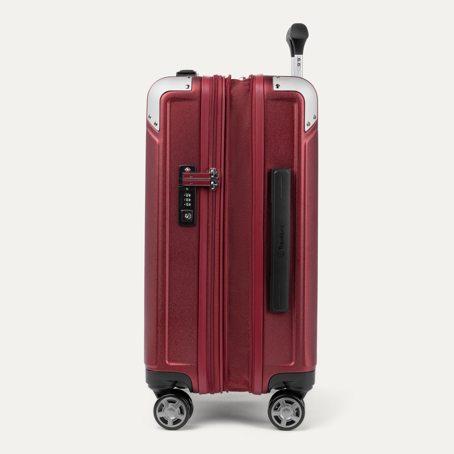 Platinum® Elite Hardside Carry on / Travelpross® x Travel + Leisure® Weekender Set