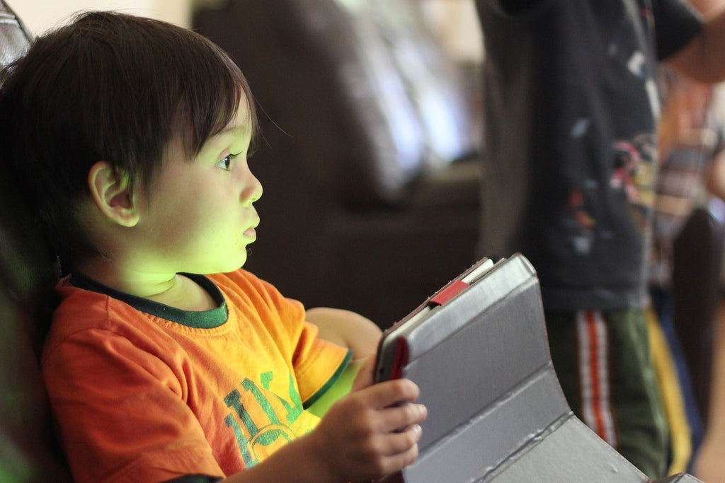BRING THIS, NOT THAT: DVD PLAYER VS. TABLET