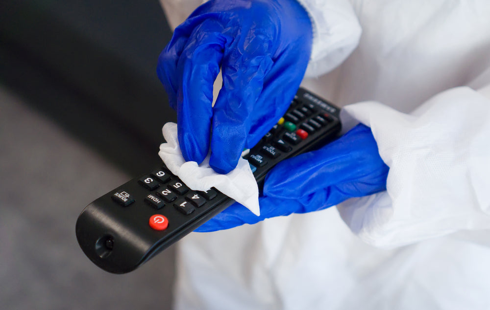 TIPS TO SANITIZE A HOTEL ROOM