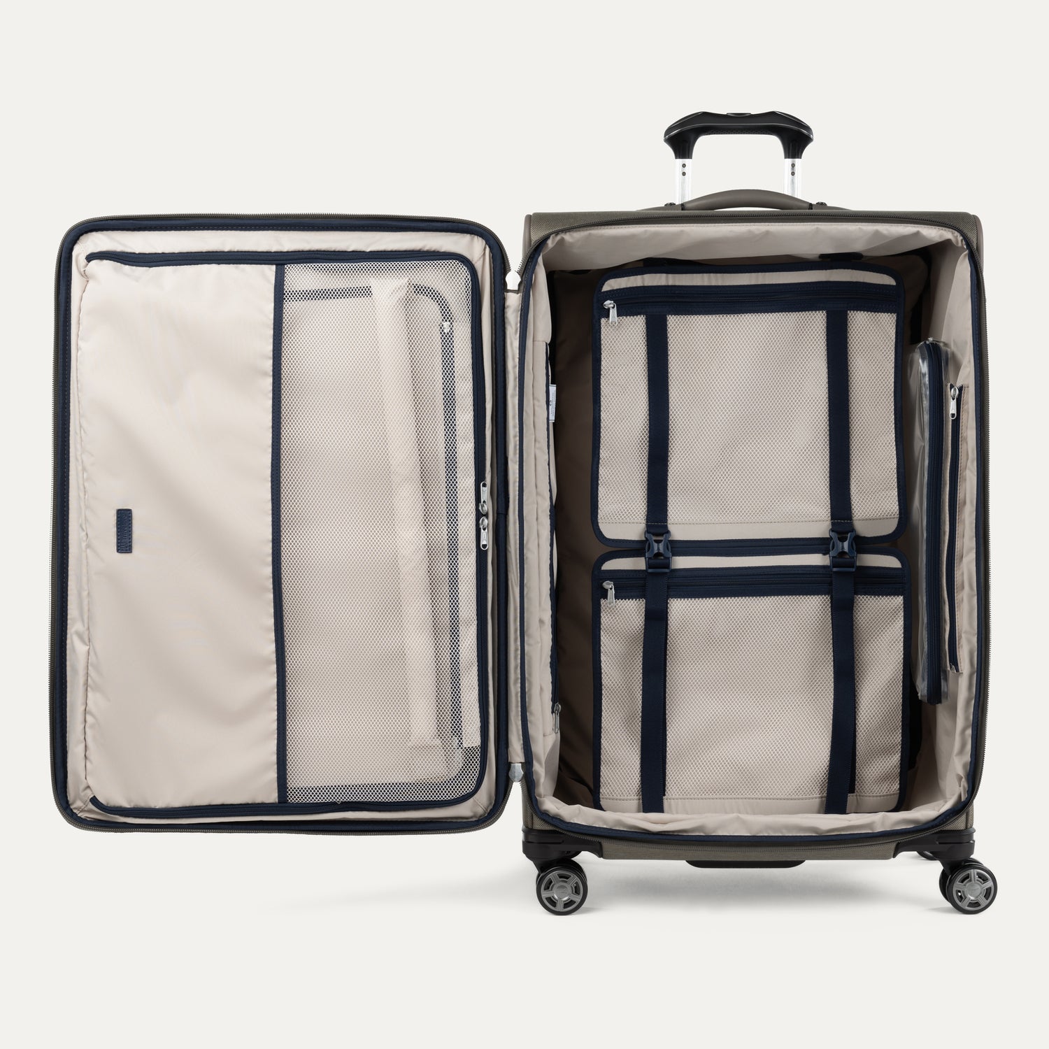 Platinum® Elite Large Check-In Spinner