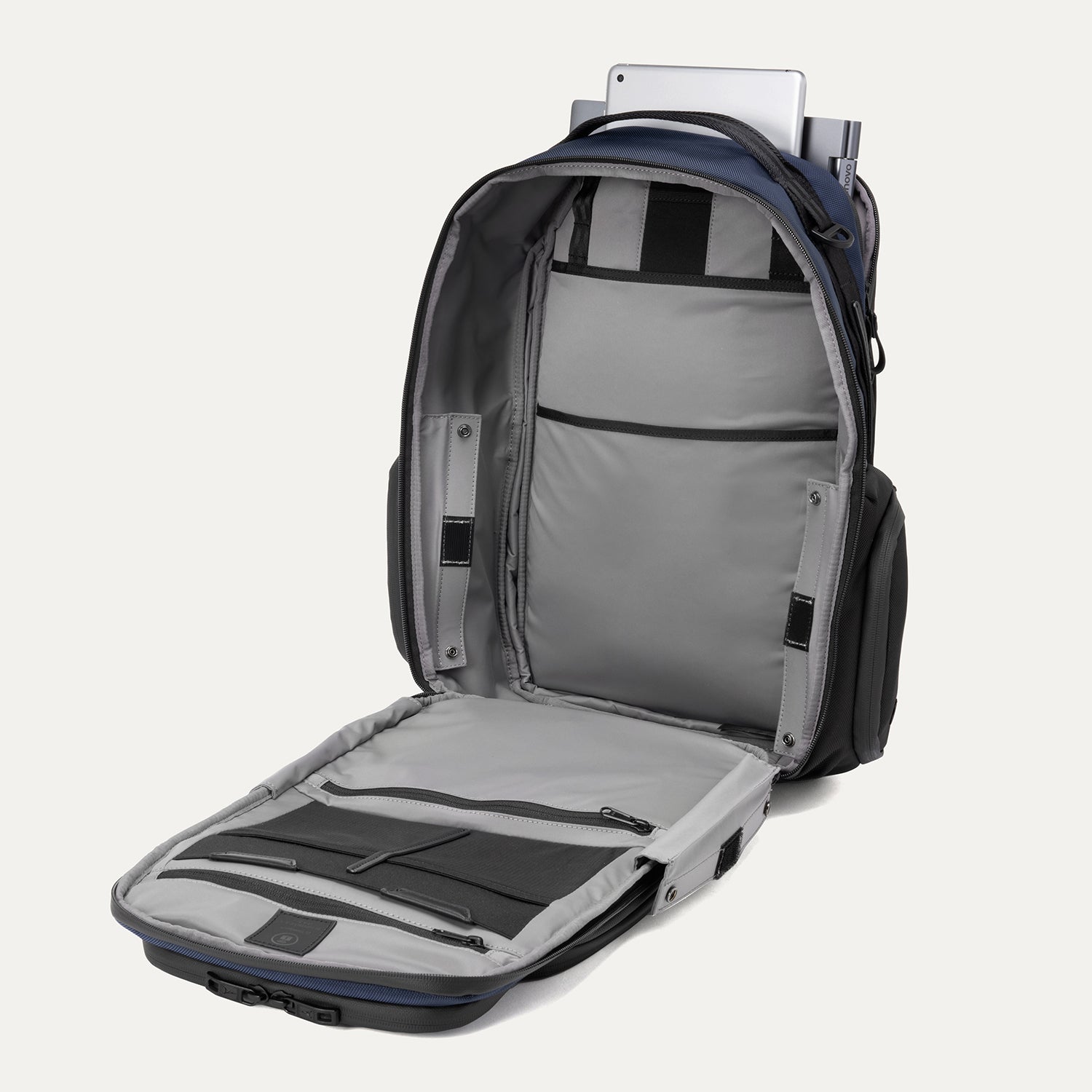 Versapack+ Carry-on Spinner / Travelpross® Altitude™ Large Backpack Set